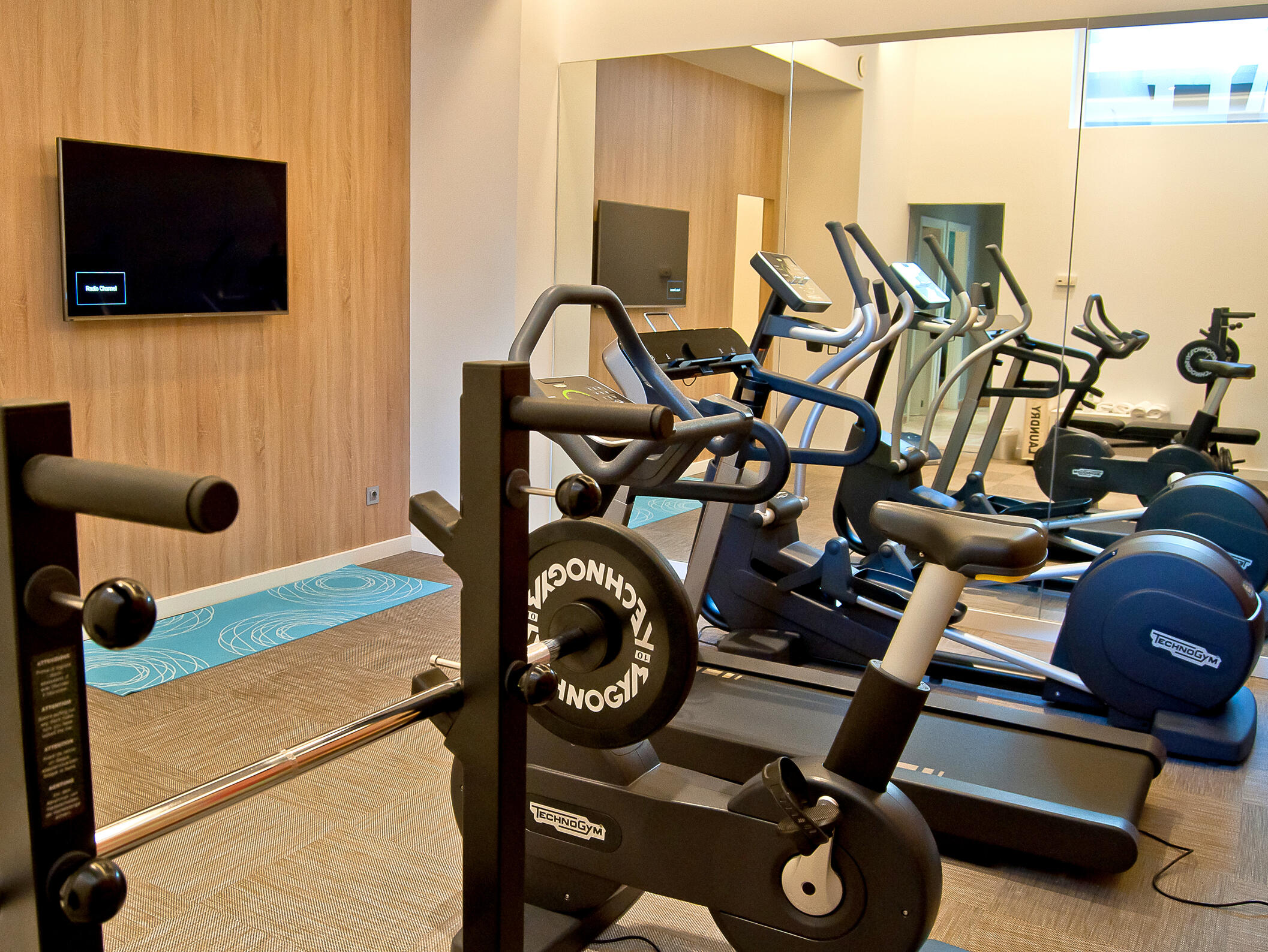 BQ AUGUSTA GYM 2.jpg